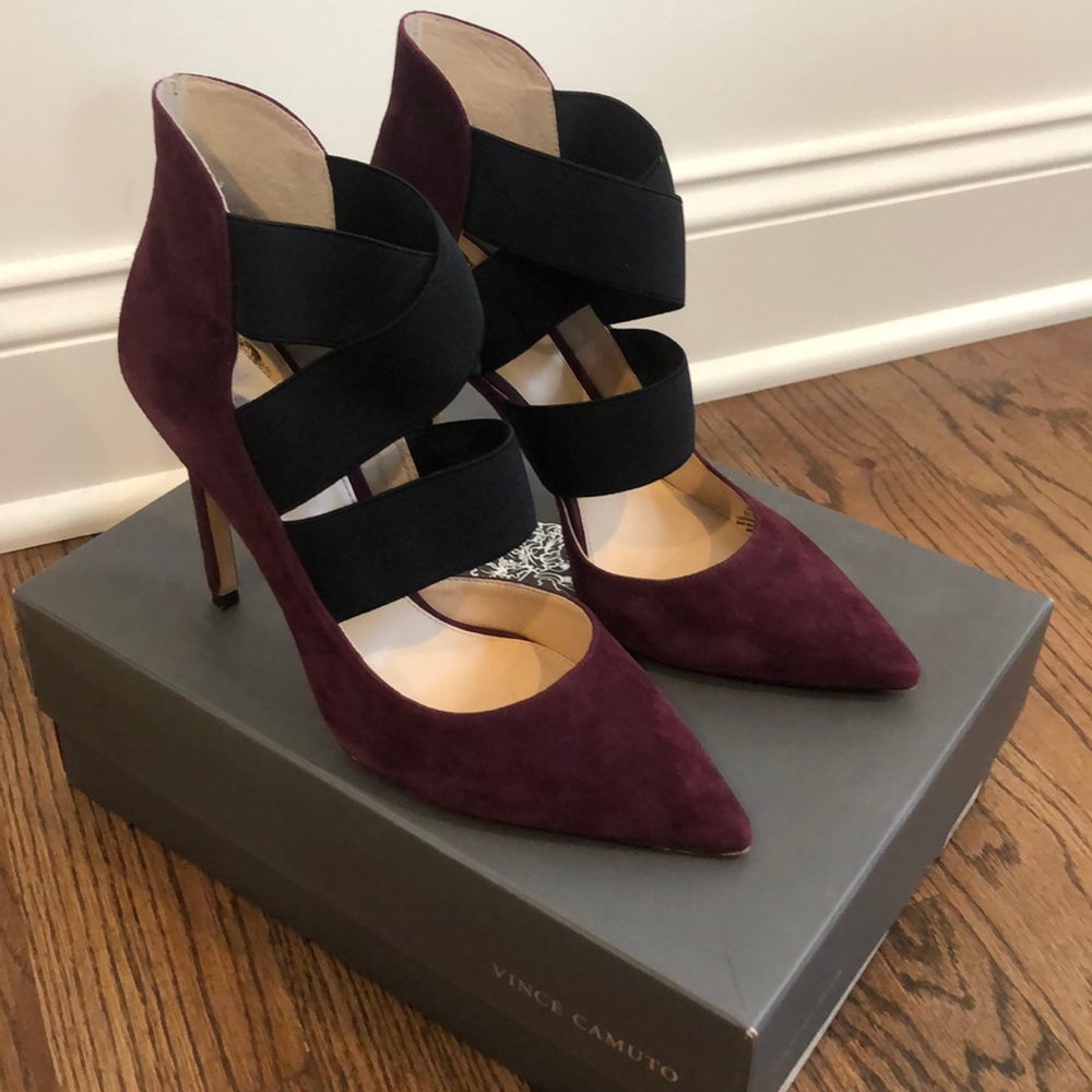 Vince Camuto pumps! PERFECT CONDITION. Size 8.5